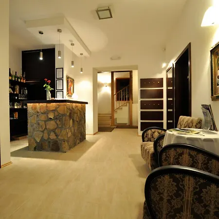 Hotel Templomvoelgy Matrakeresztes